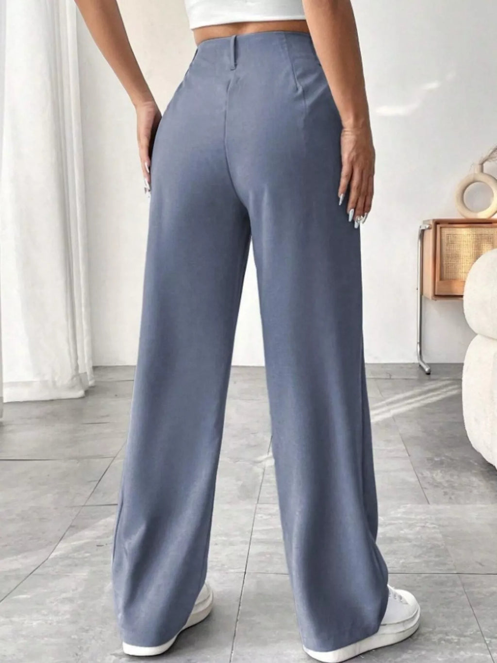 Wide Leg Pleated Pants