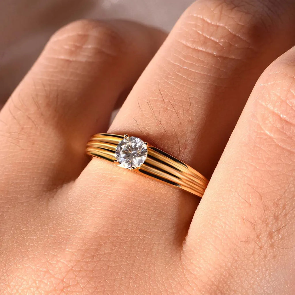 925 Sterling Silver Moissanite Ring