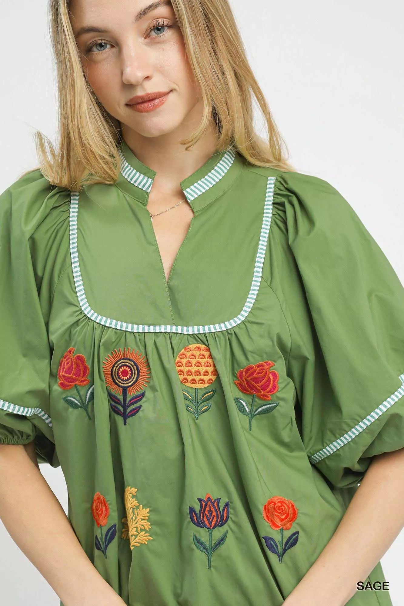 Umgee Embroidered Floral Puff Sleeve Top
