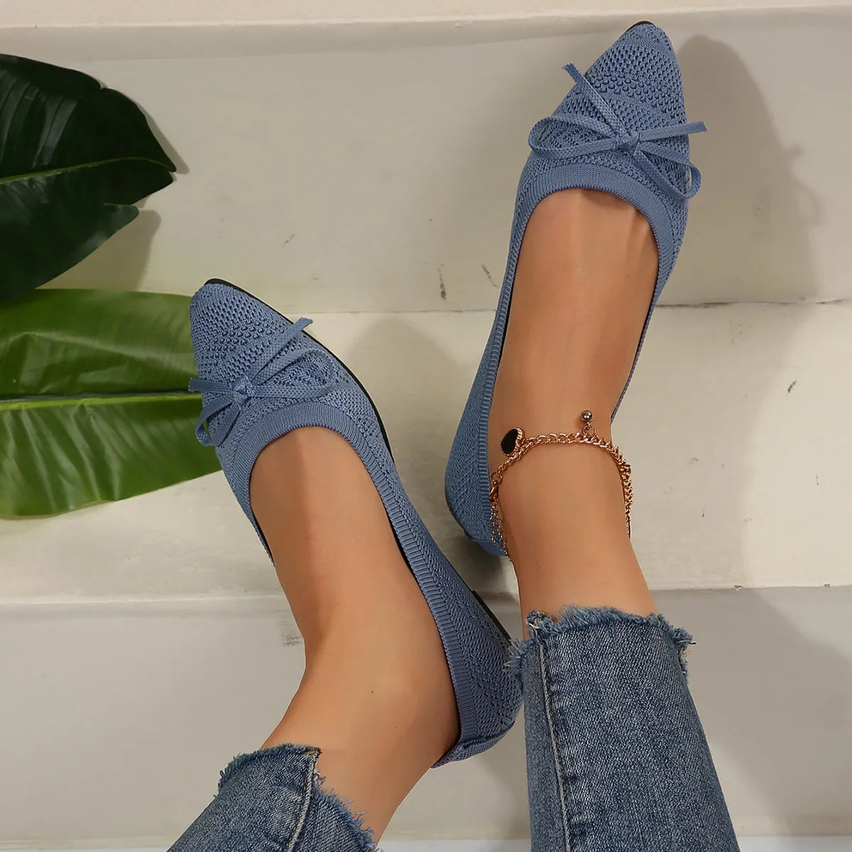 Bow Point Toe Flats Slip-Ons