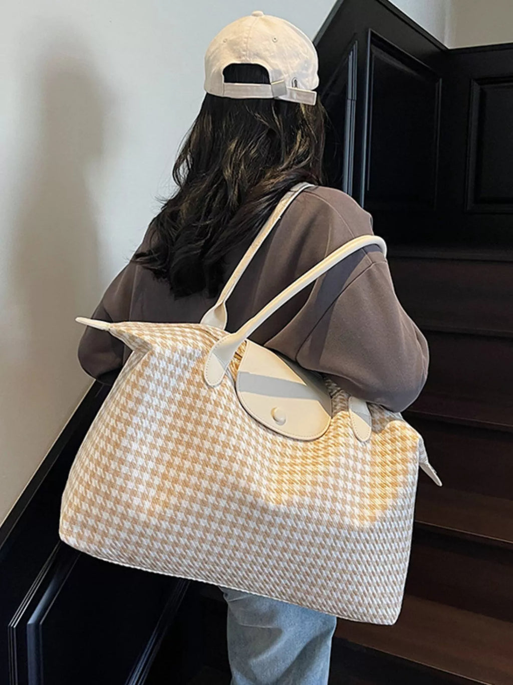 Plaid Pattern Travel Bag