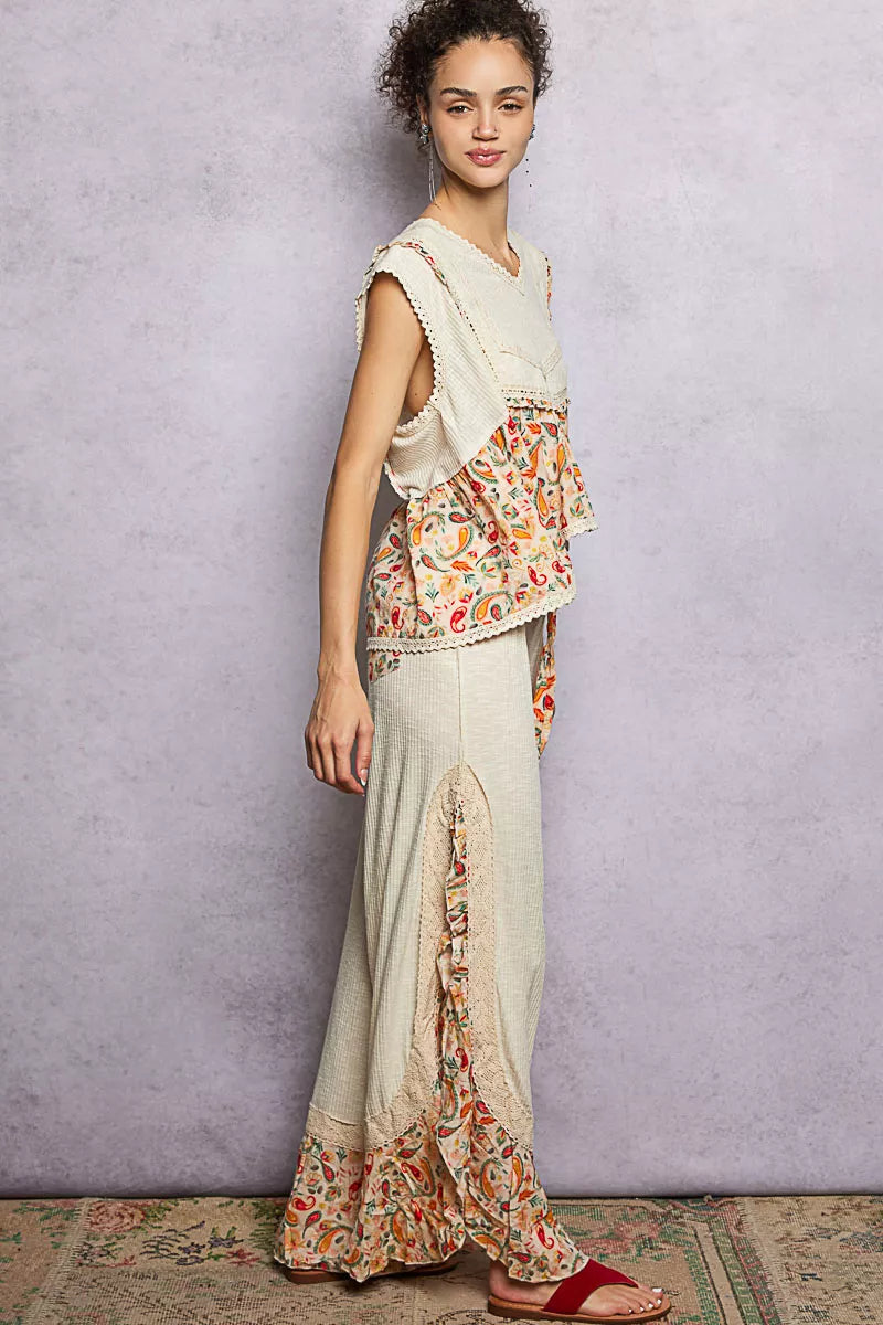 POL Lace Detail Floral Cropped Ruffled Top