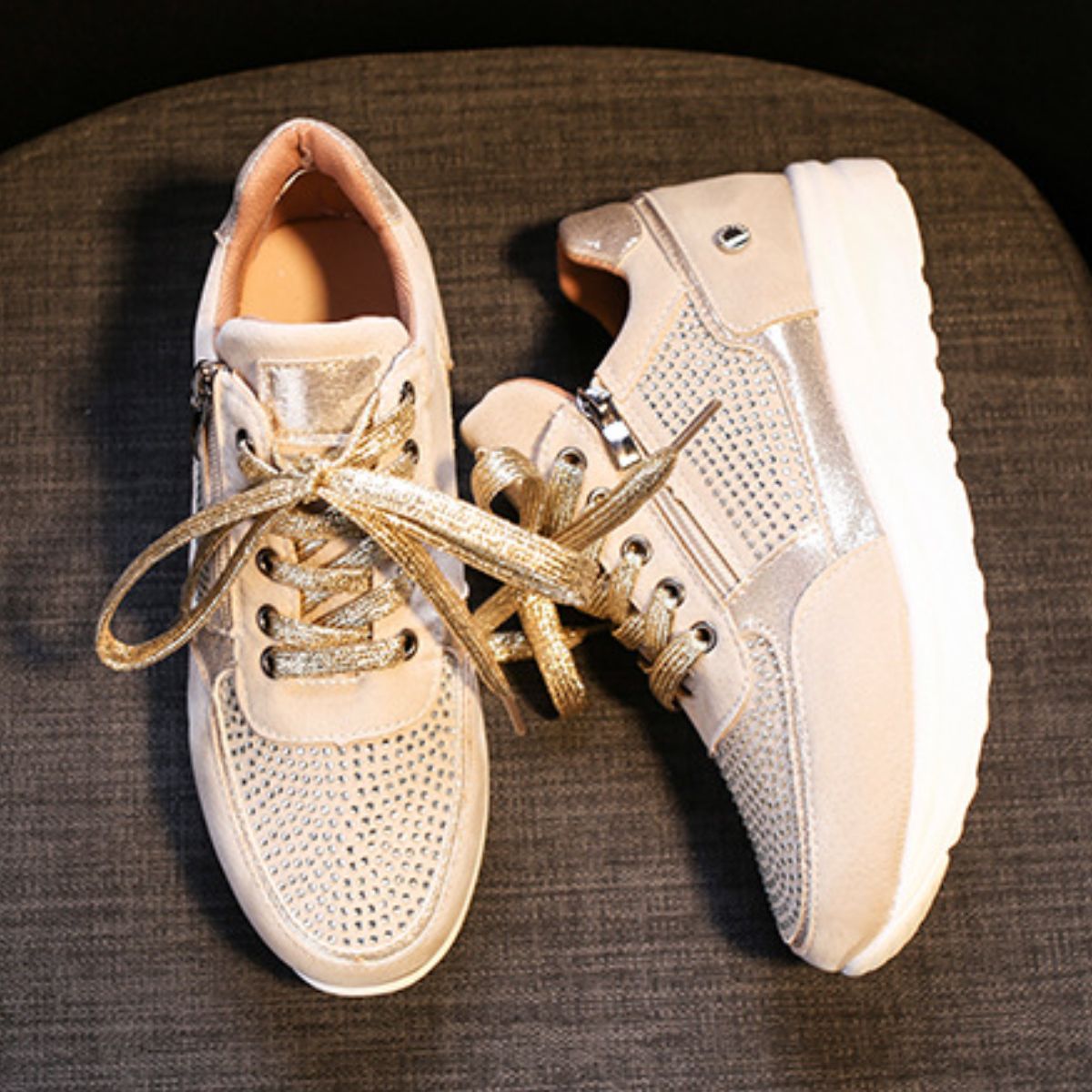 Lace Up Round Toe Sneakers