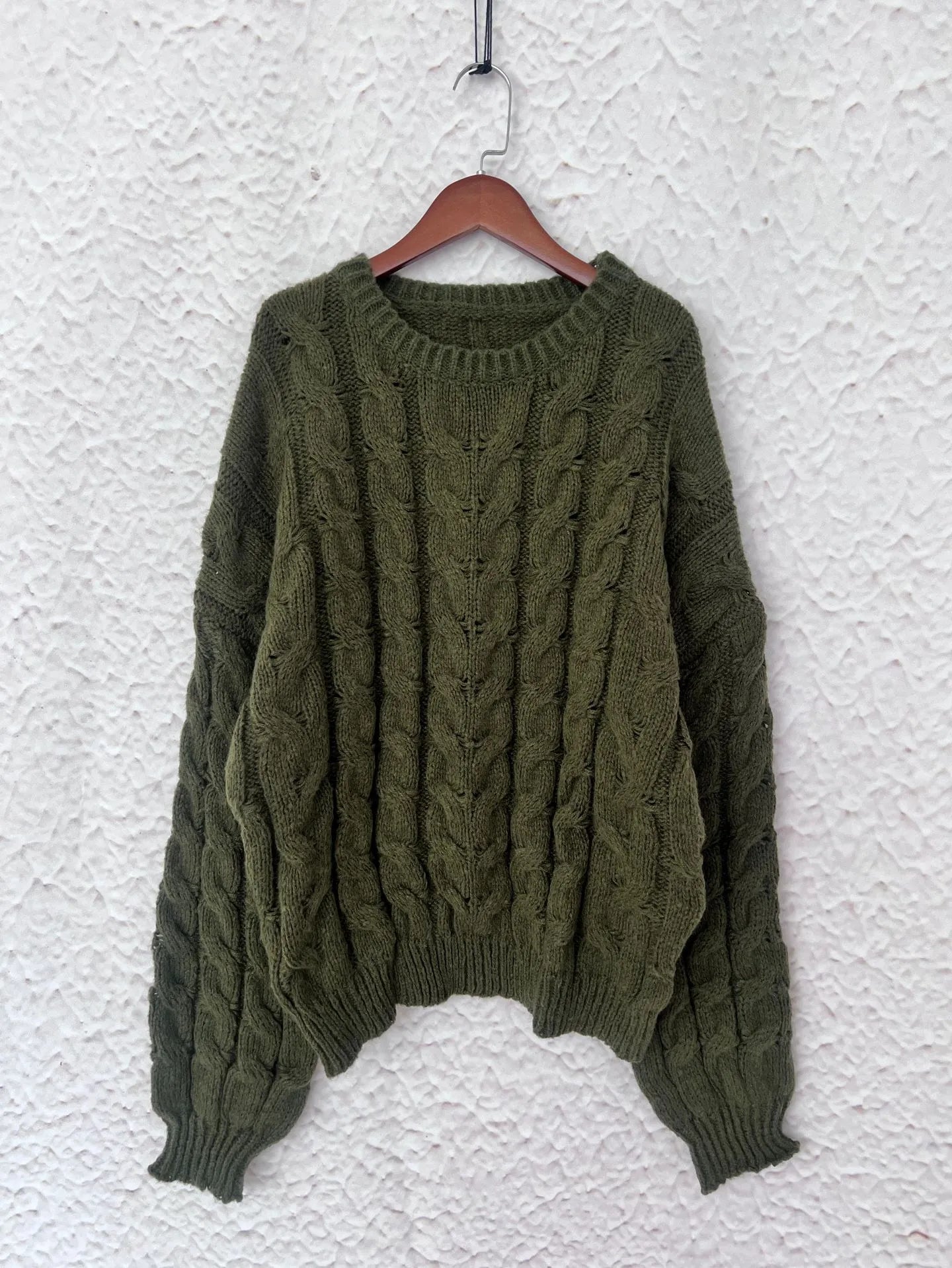 Cable Knit Long Sleeve Sweater