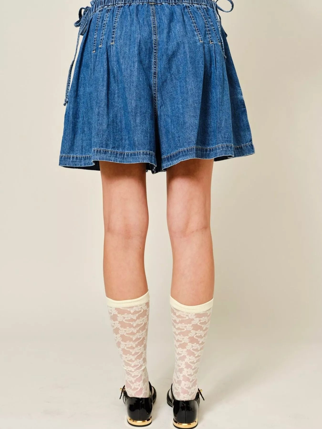 Pleated Elastic Waist Denim Shorts