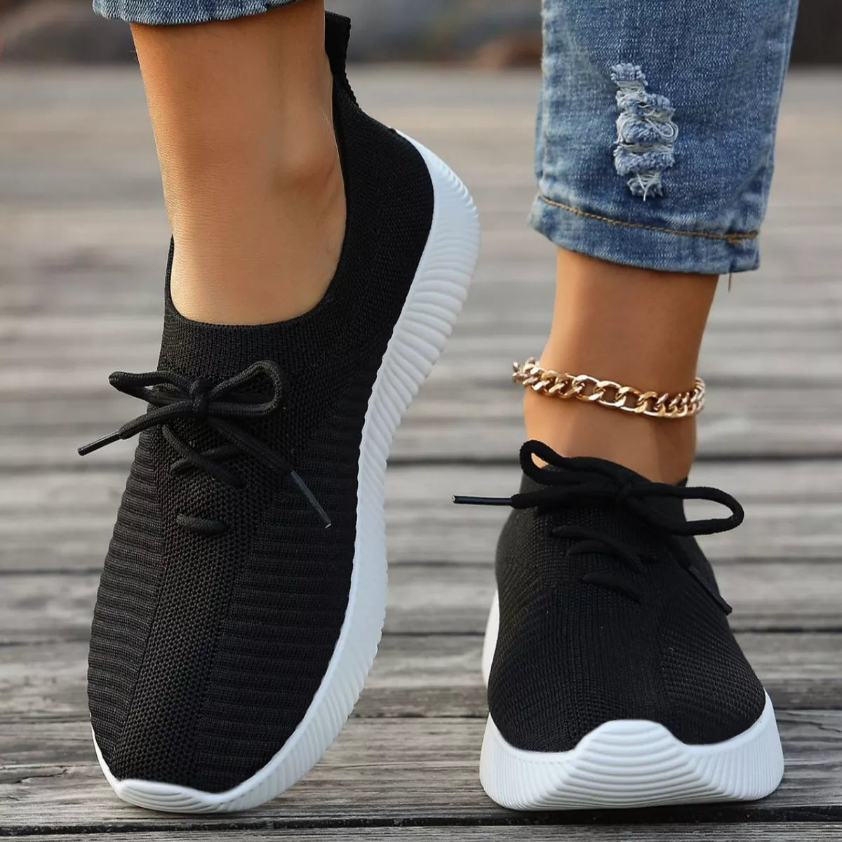 Round Toe Lace Up Sneakers