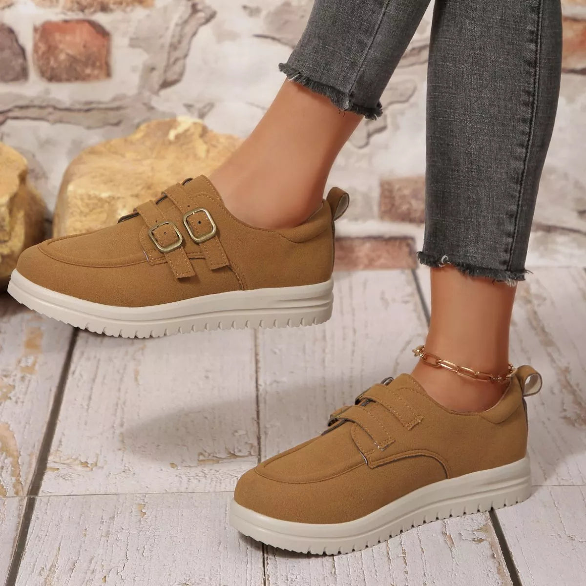 Buckle Accent Casual Loafers