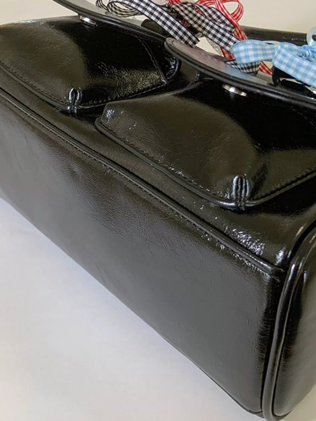 Ribbon Decor Shoulder Bag