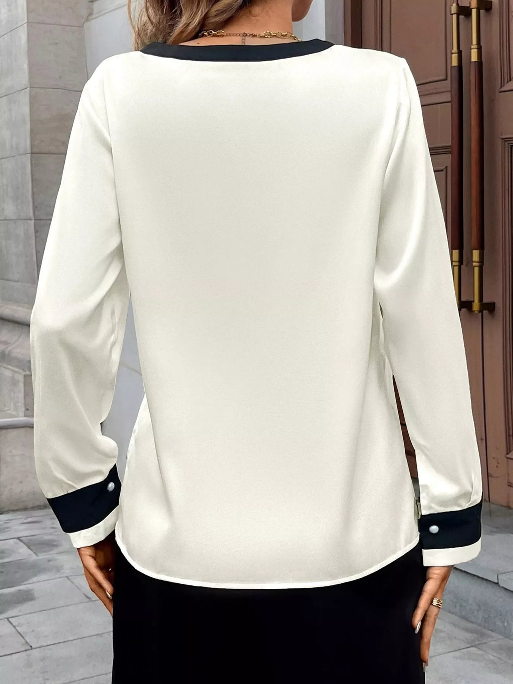 Contrast Trim V-Neck Blouse