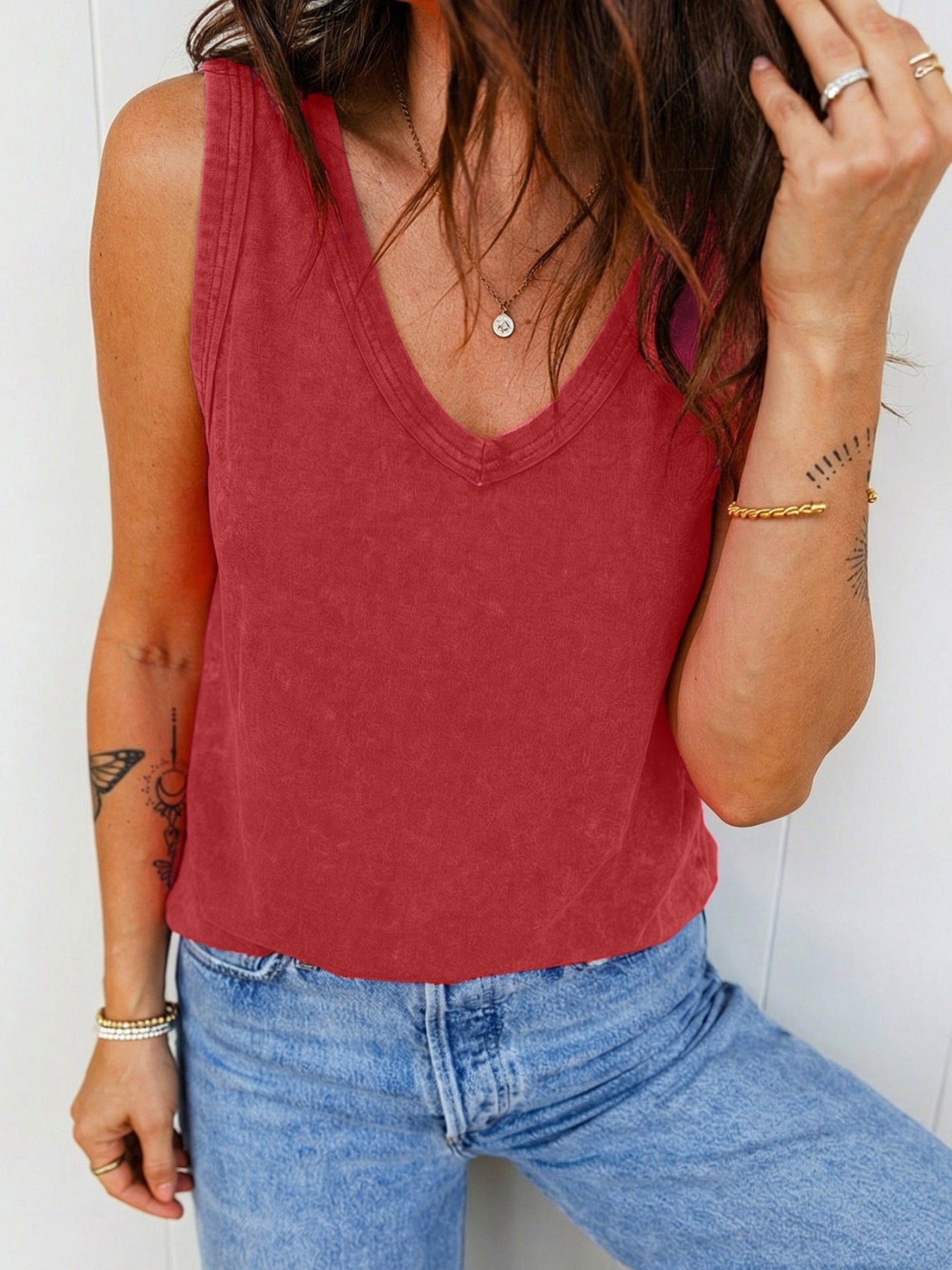 Wash V-Neck Tank Top