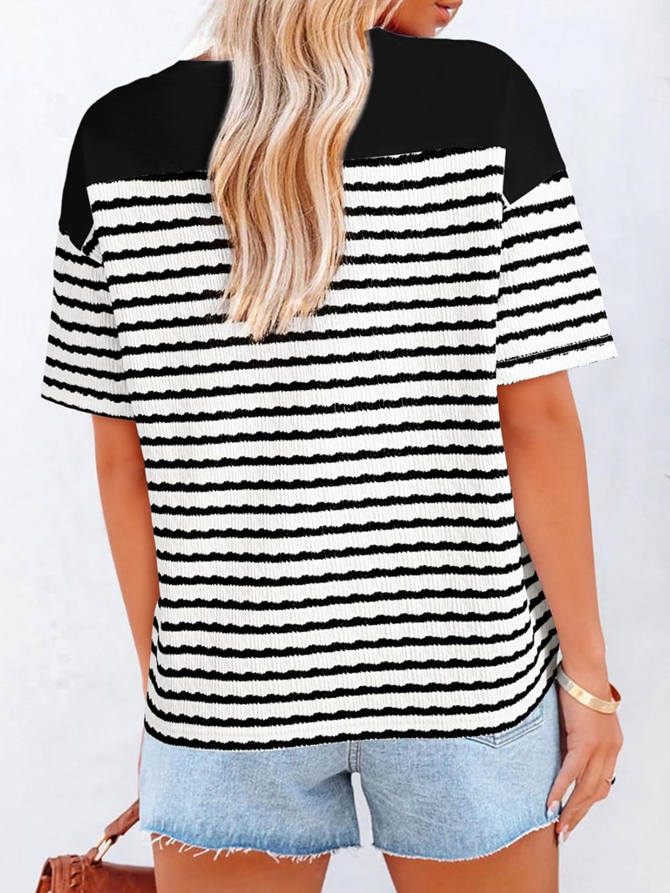 Striped Short Sleeve Casual T-Shirt