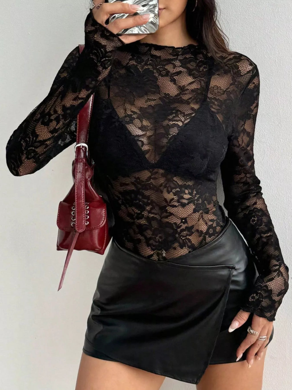 Elegant Floral Lace Long Sleeve Top