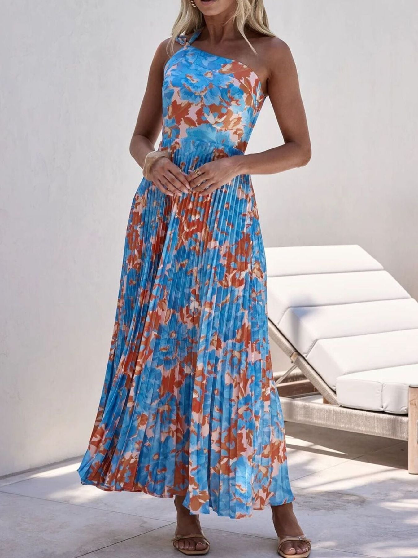 Floral Print One-Shoulder Pleated Dress