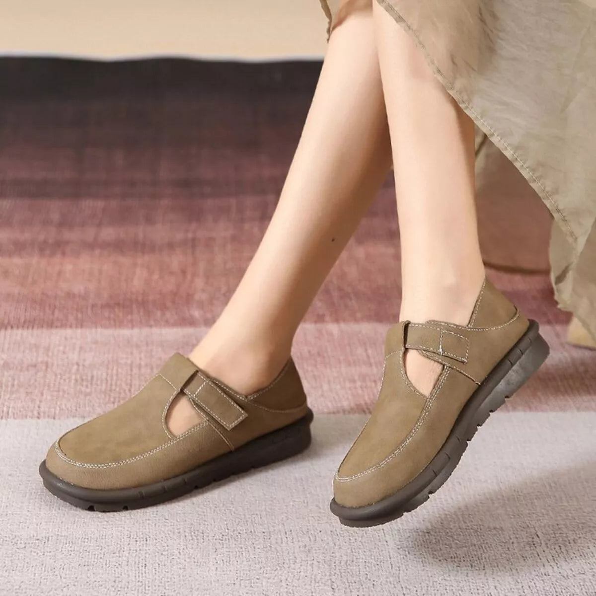 Round Toe Platform Loafers