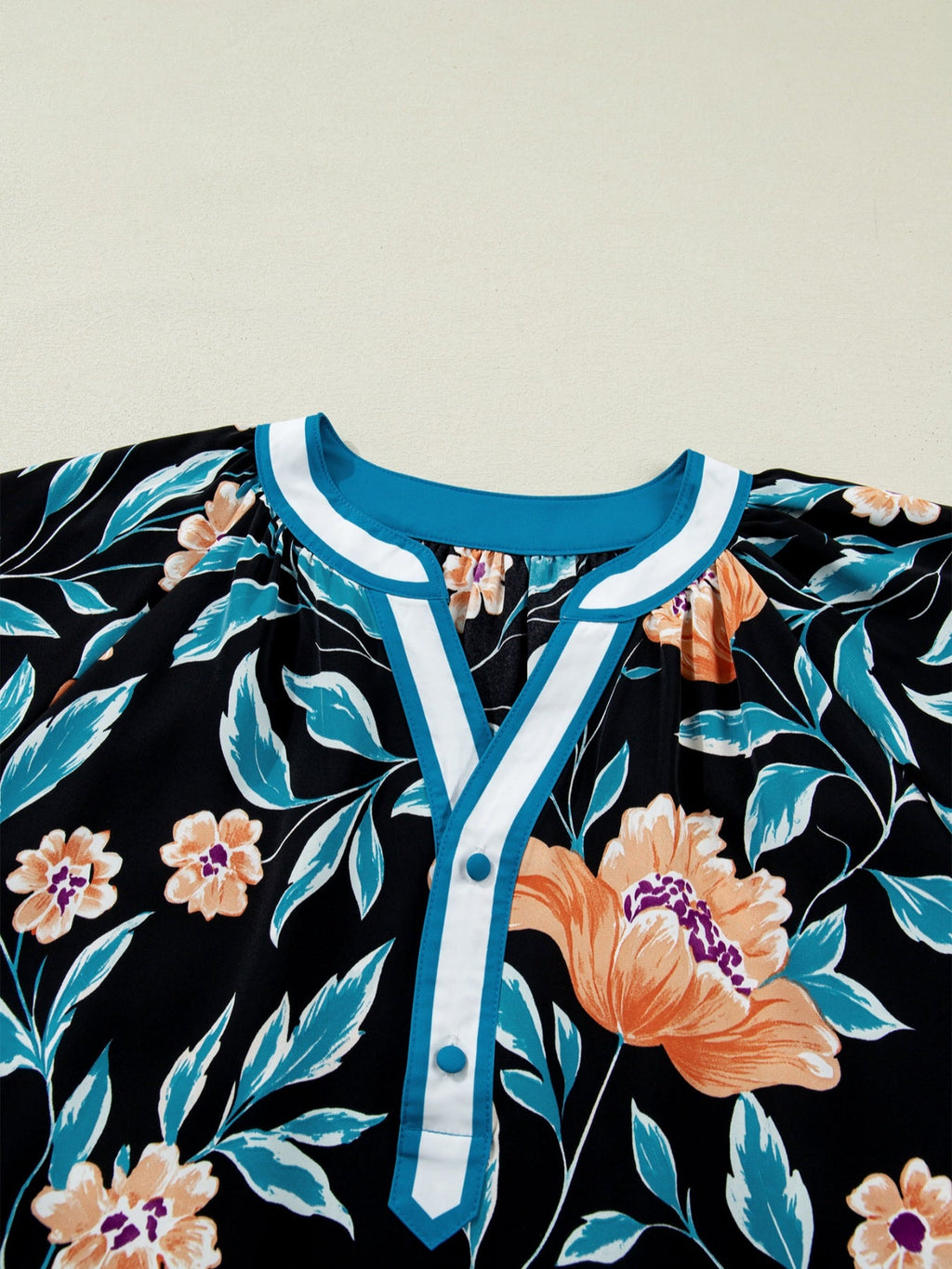 Floral Short Bubble Sleeve Buttoned Notched Neck Blouse
