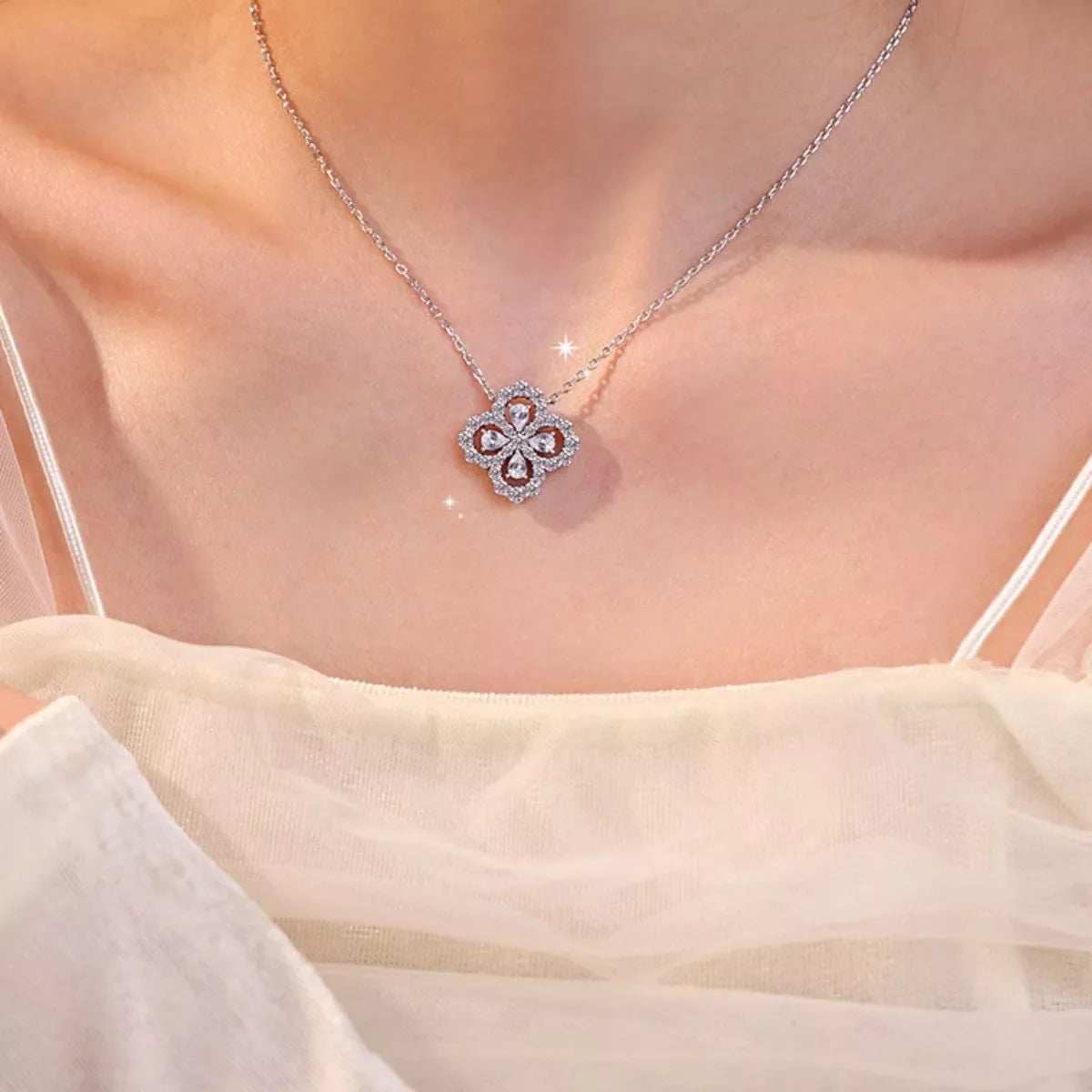 Moissanite 925 Sterling Silver Clover Pendant Necklace