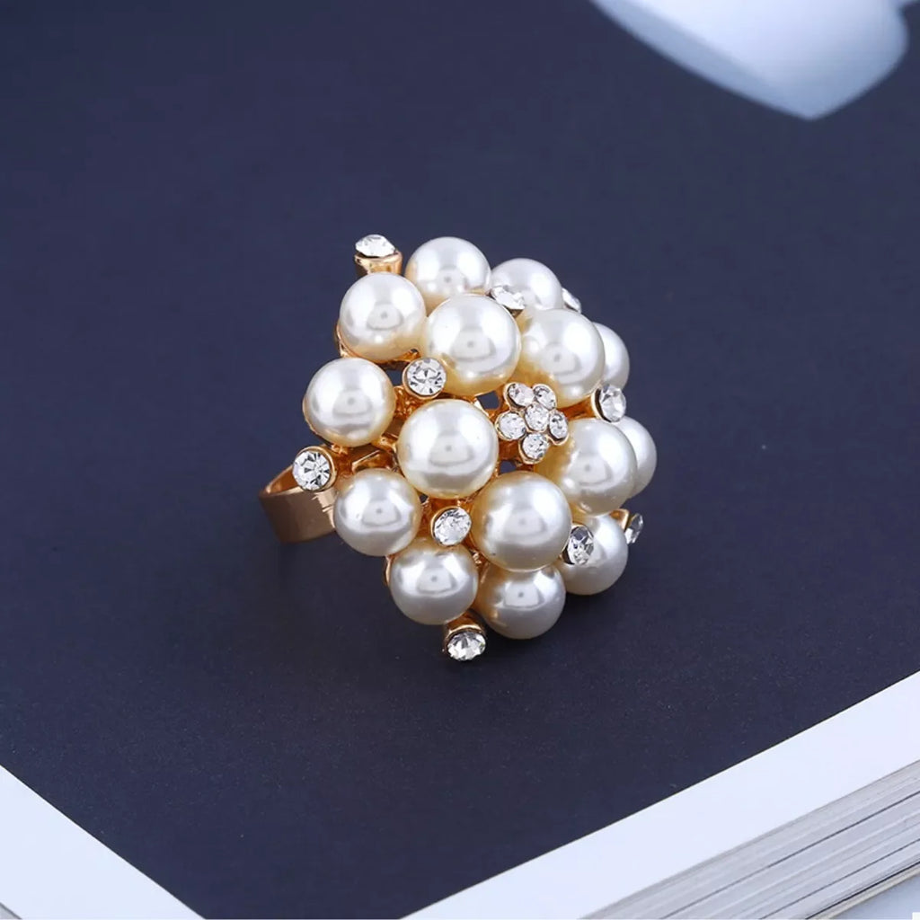 Pearl Cluster Ring