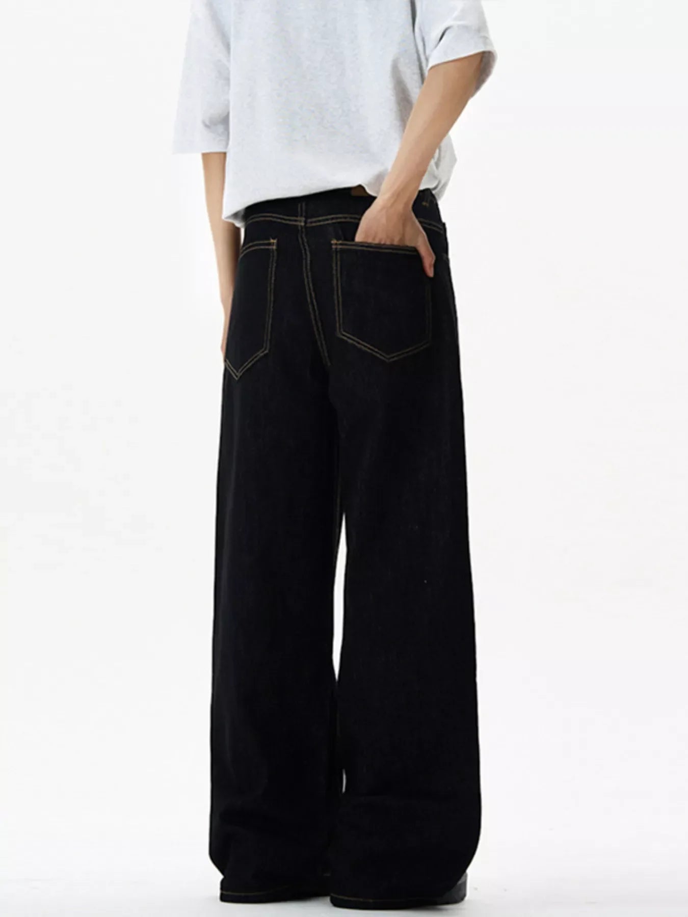 Men's Wide Leg Jeans