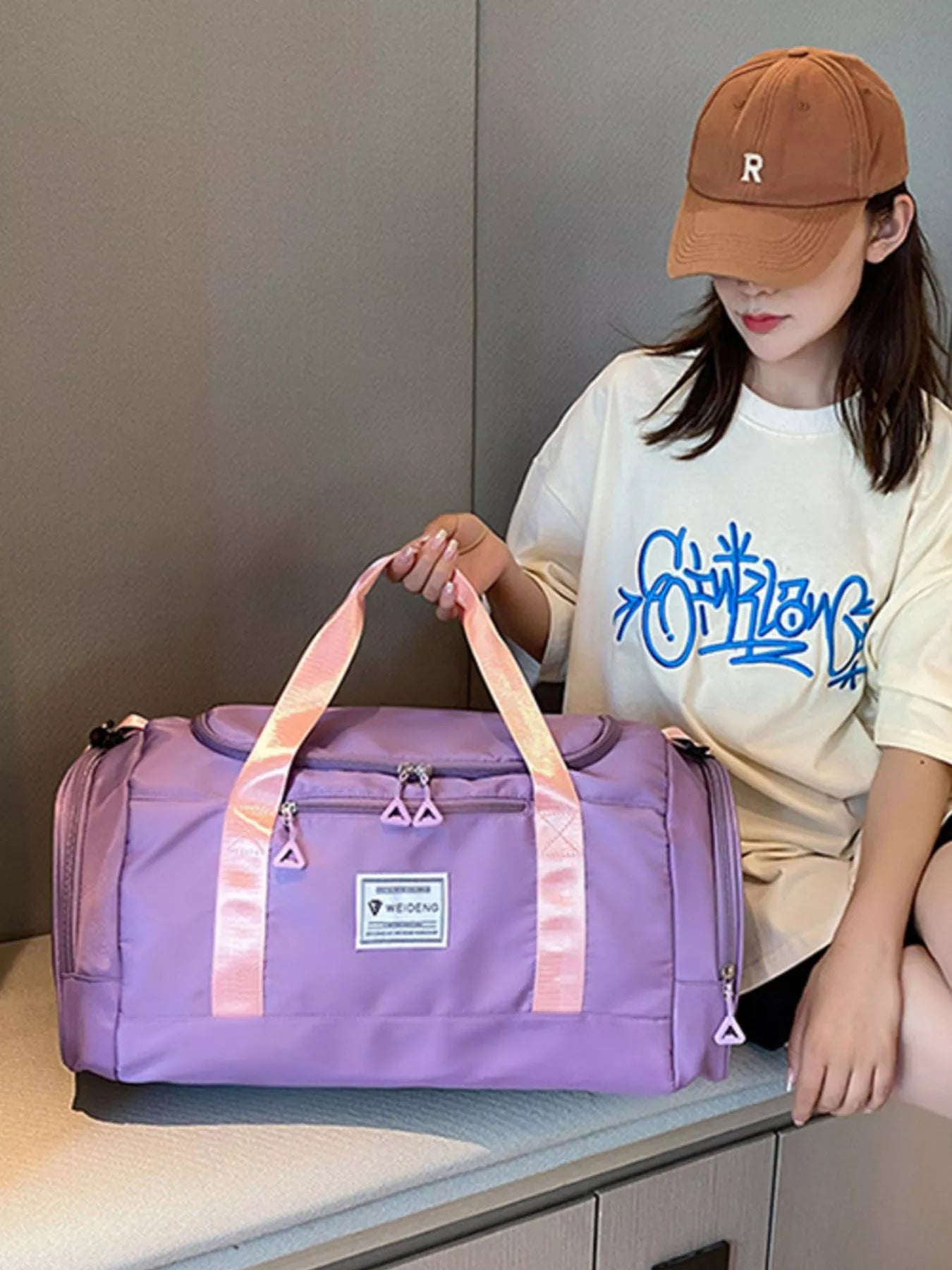Oxford Cloth Large Capacity Travel Bag.