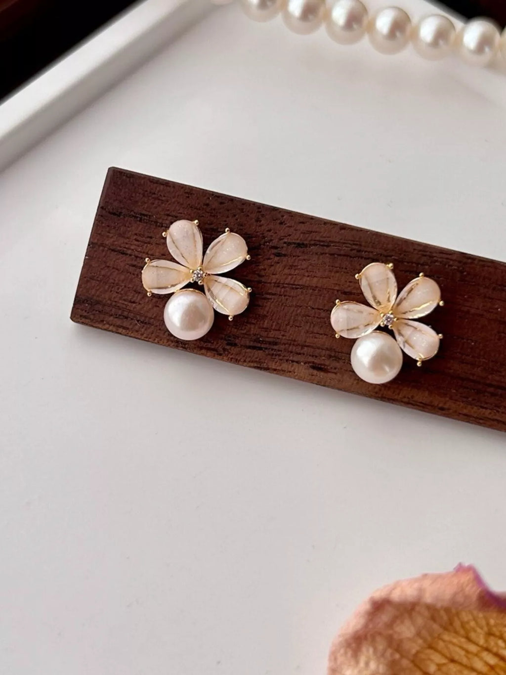 Floral Pearl Stud Earrings
