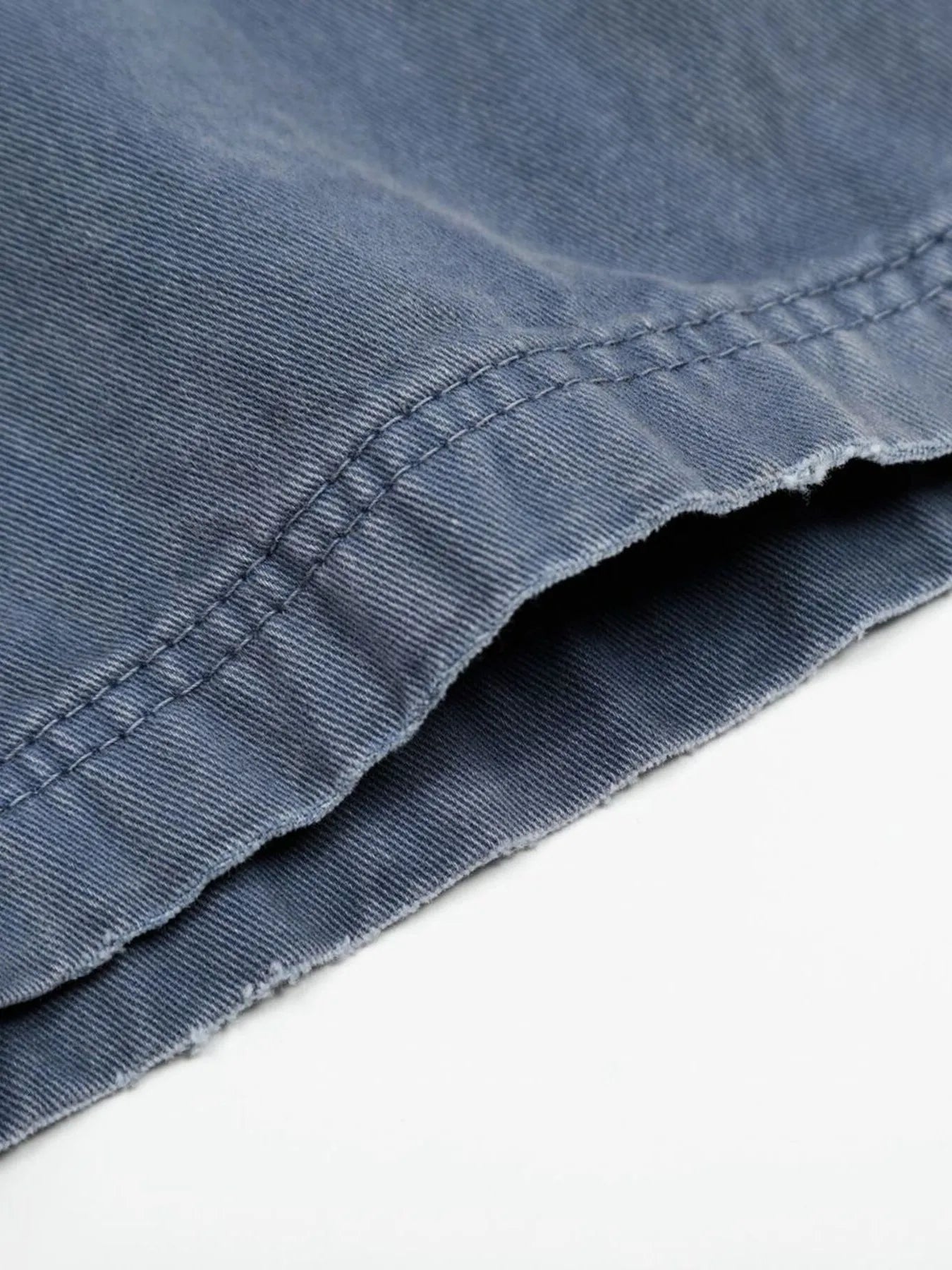Men's Wide-Leg Cargo Jeans with Side Pockets