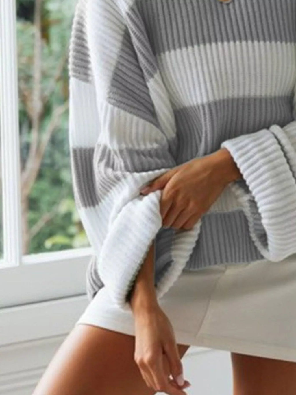 Contrast Striped Round Neck Sweater