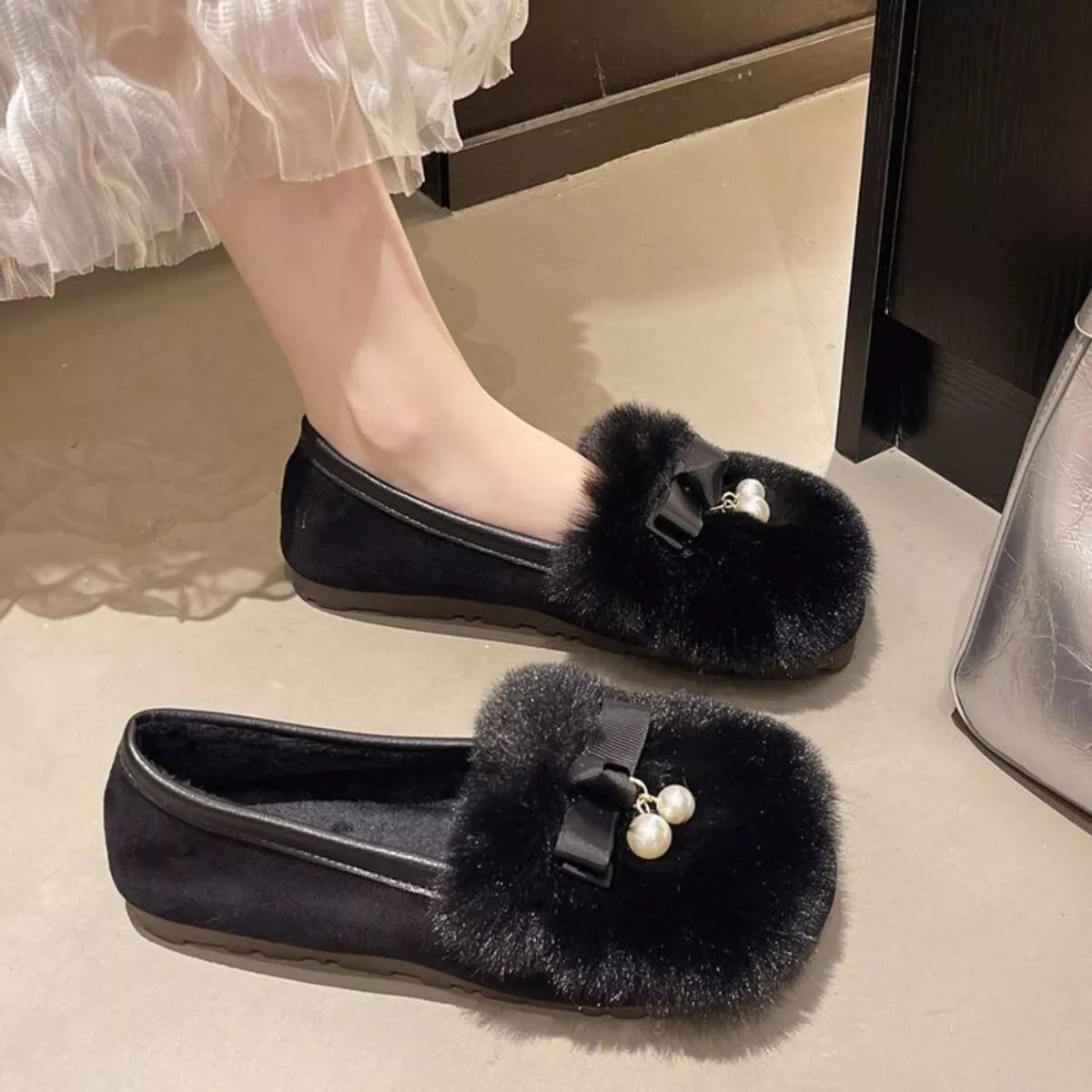 Fuzzy Pearl Bowknot Slip-Ons