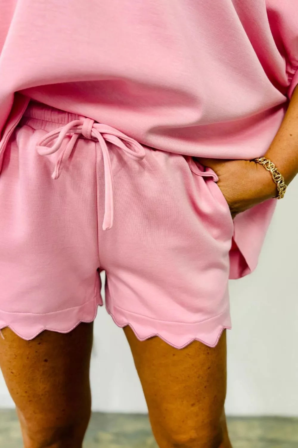 Scalloped V Neck Dolman Oversize Top Drawstring Short Set