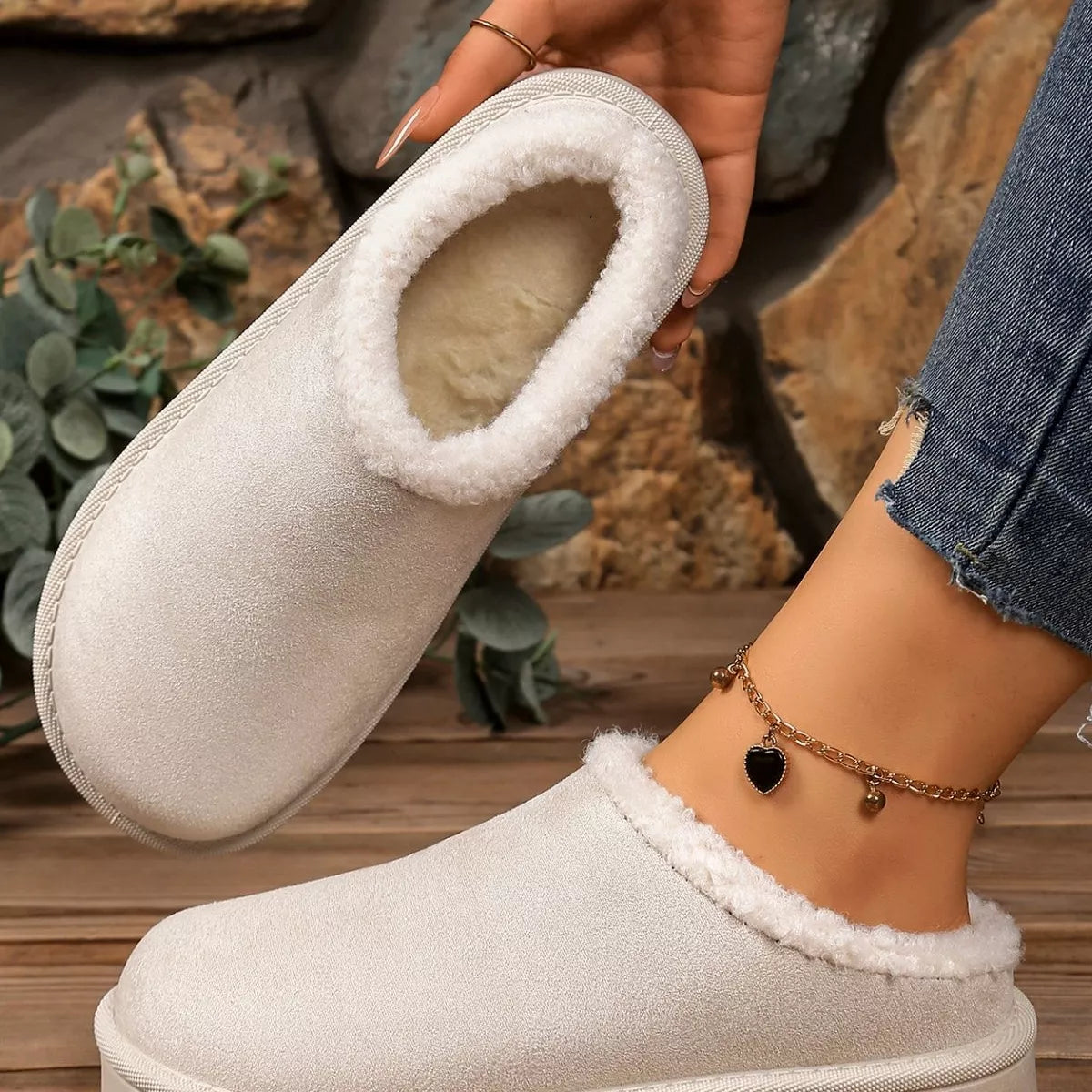 Plush Lined Round Toe Slippers