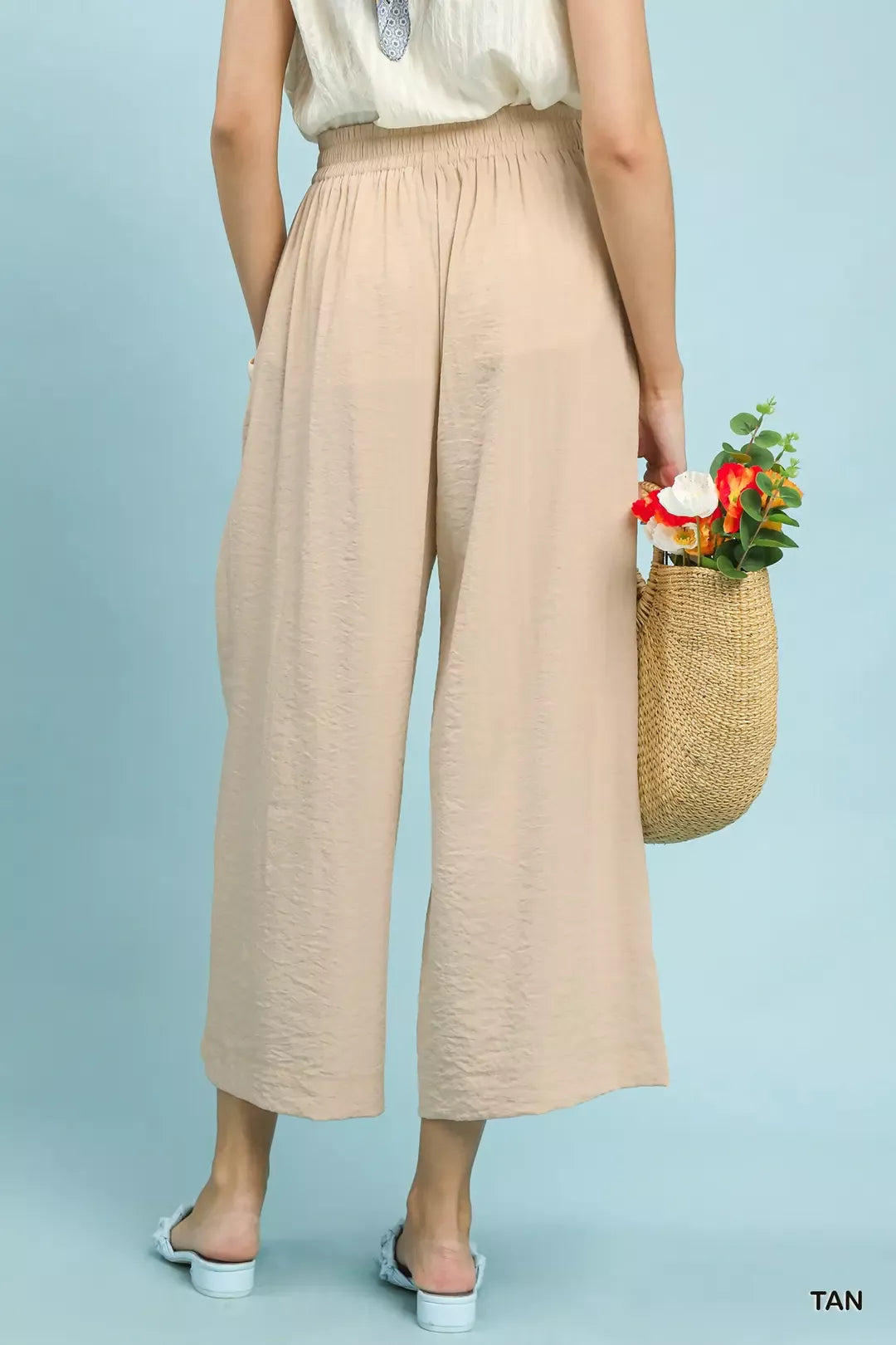 Umgee Solid Pleat Wide-Leg Cropped Pants