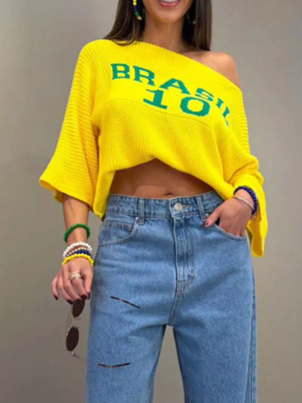 Brasil Letter Boat Neck Sweater