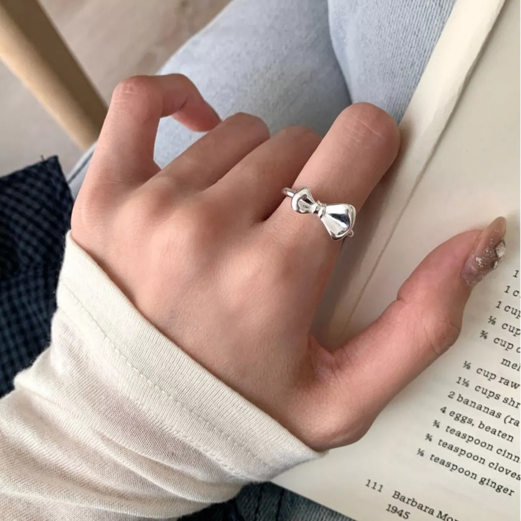925 Sterling Silver Bow Ring