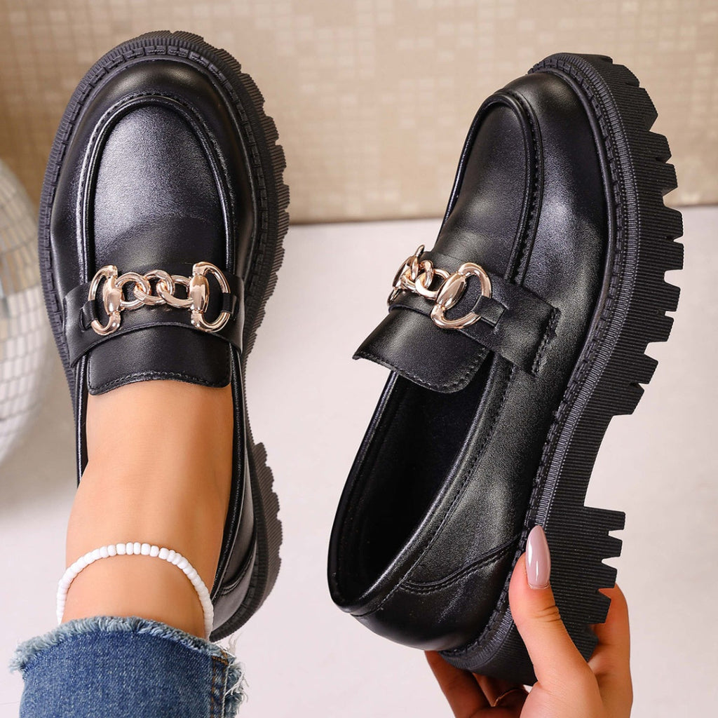 Chain Decor Round Toe Loafers