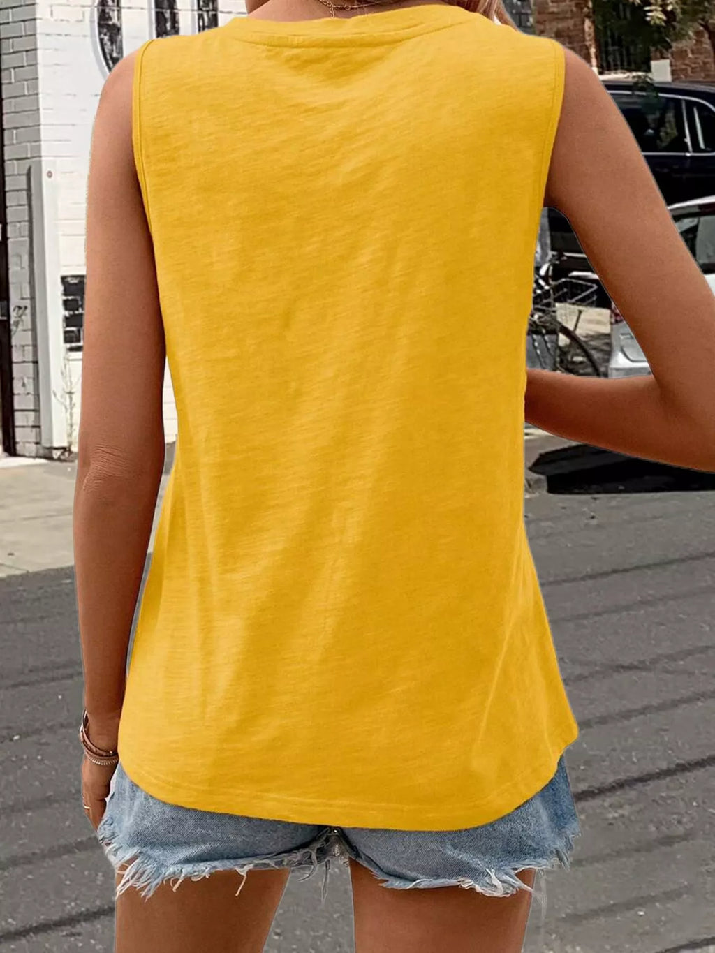 Casual V-Neck Pocket Tank