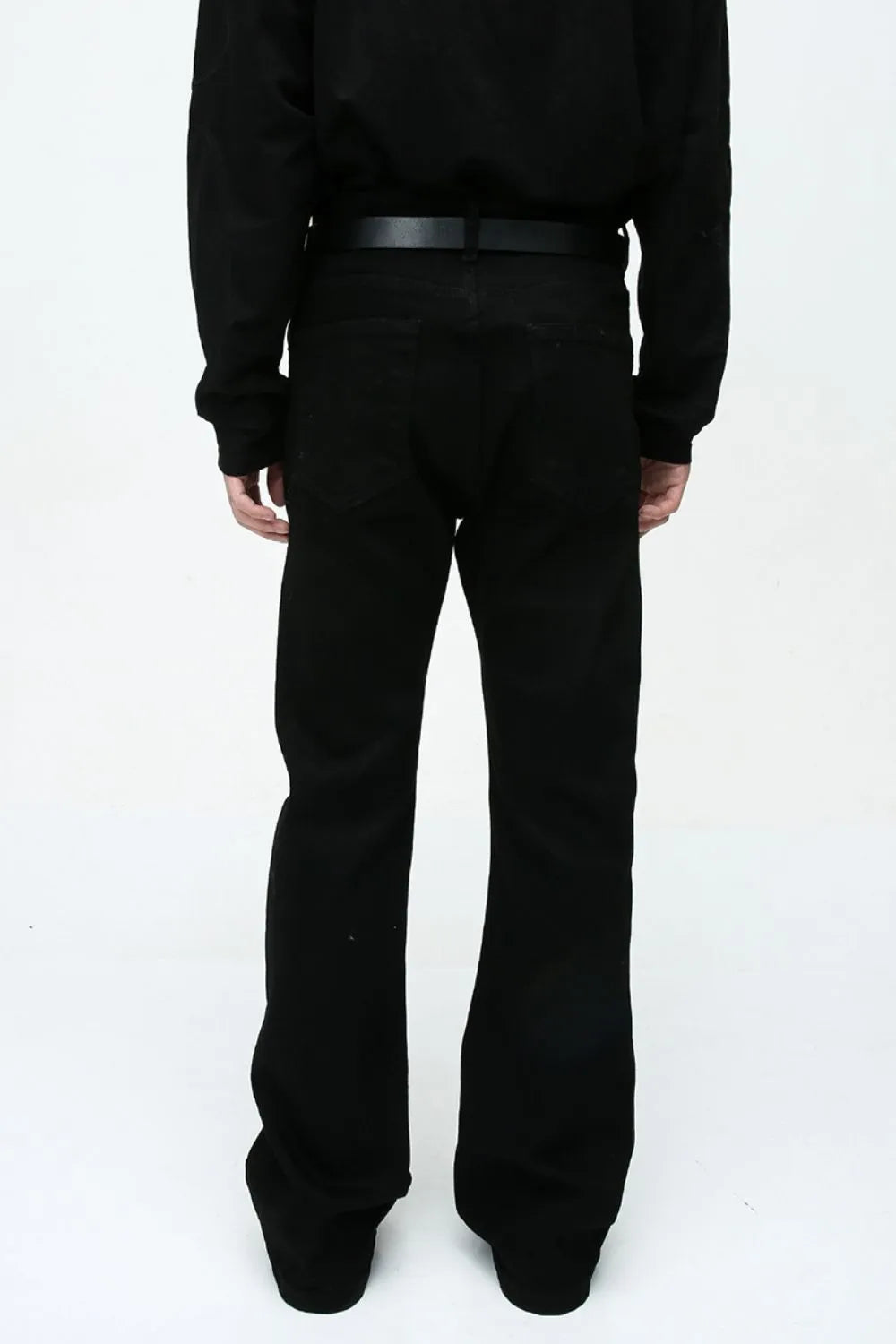 Mid Rise Jeans with Pockets