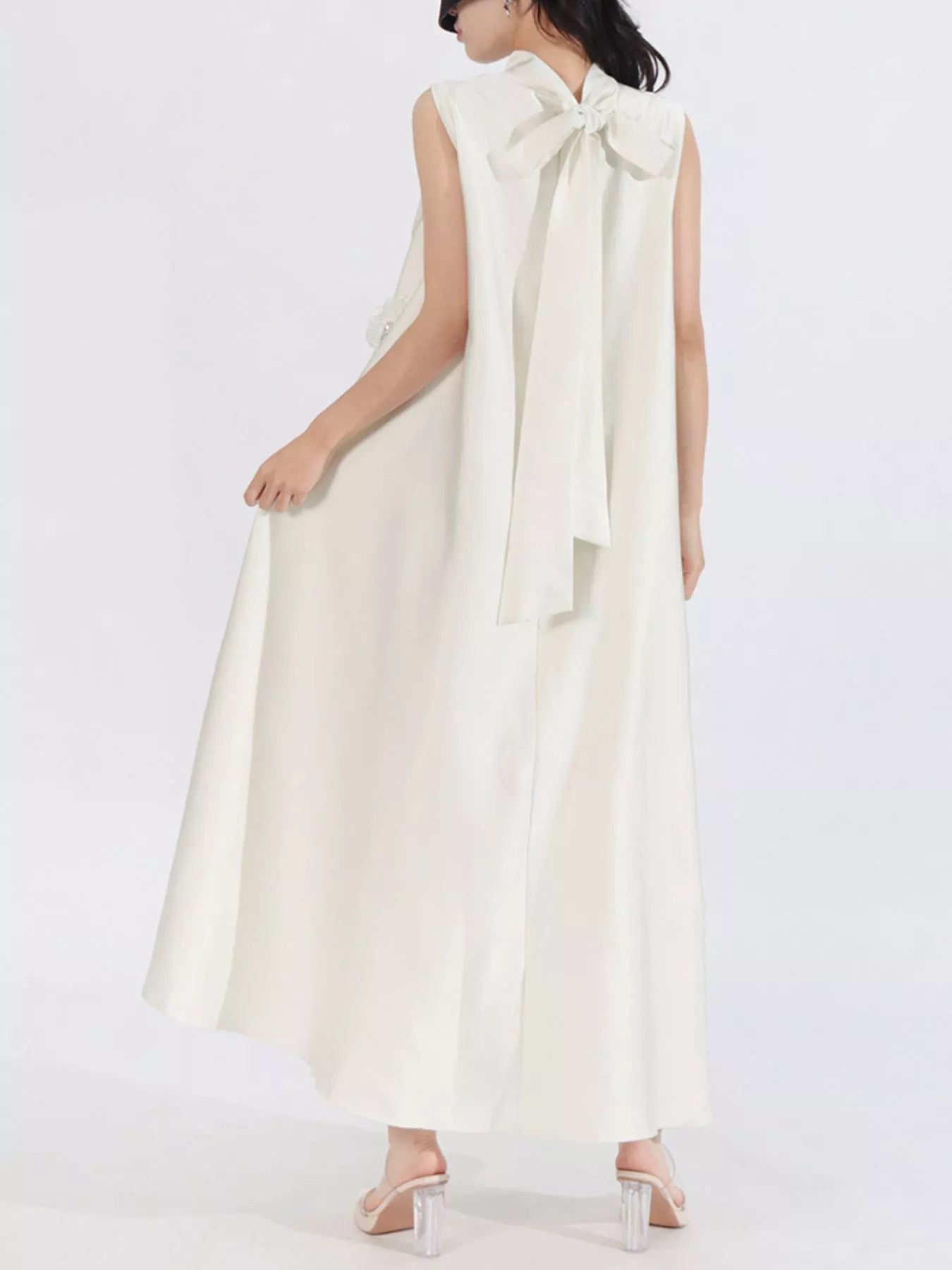 Floral Embellished Sleeveless Maxi Dress