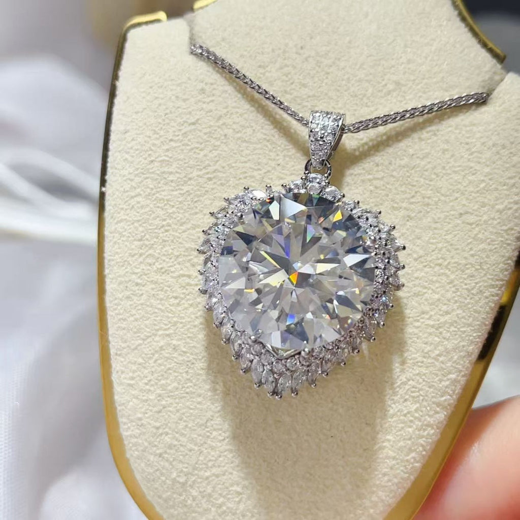 20 Carat Moissanite 925 Sterling Silver Pendant Necklace