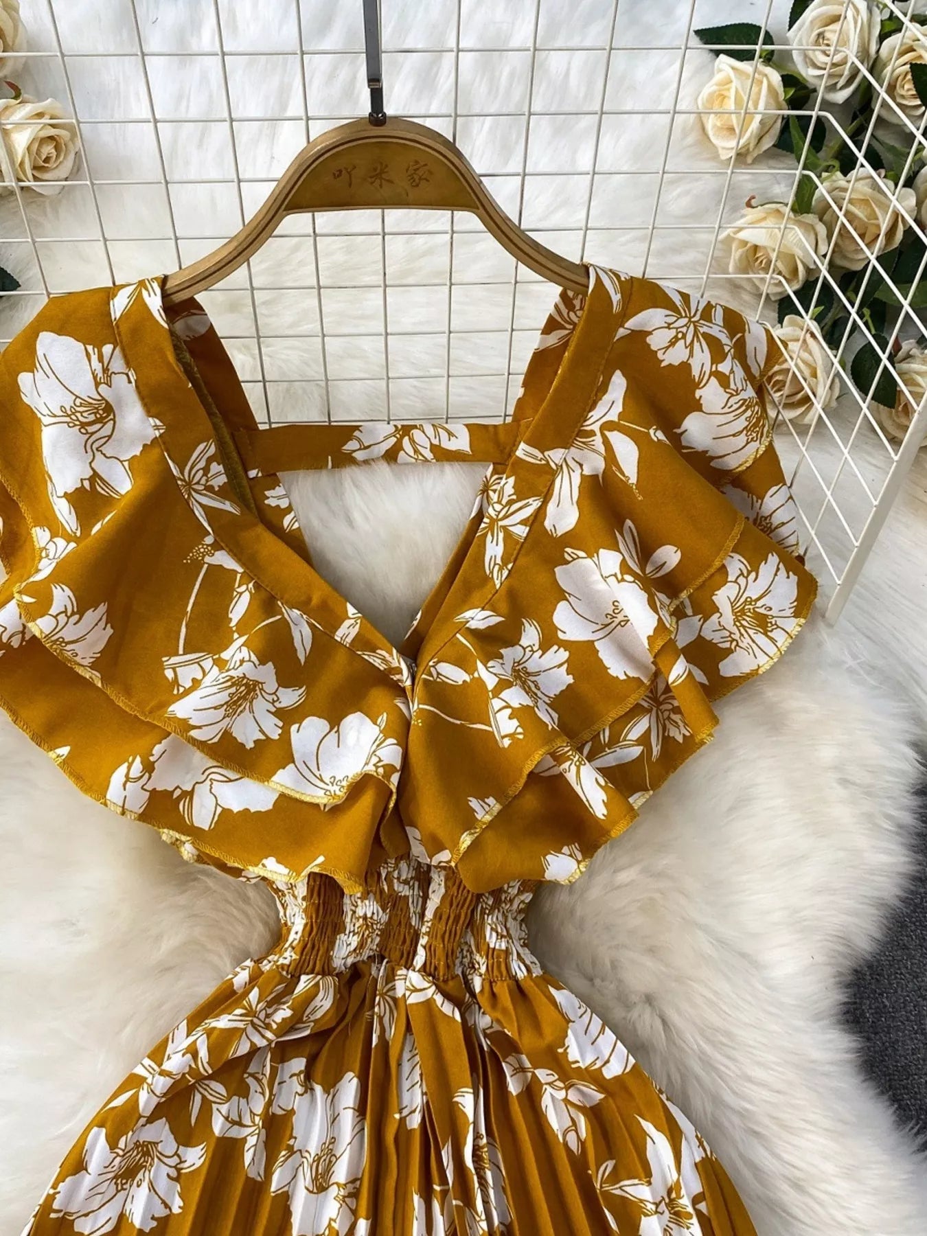 Floral Print Wide Leg Pleated Jumpsuit