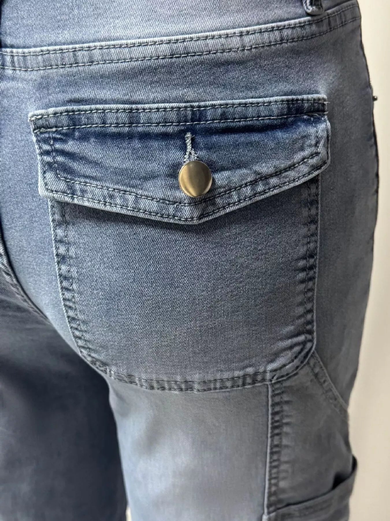 Washed Wide Leg Jeans