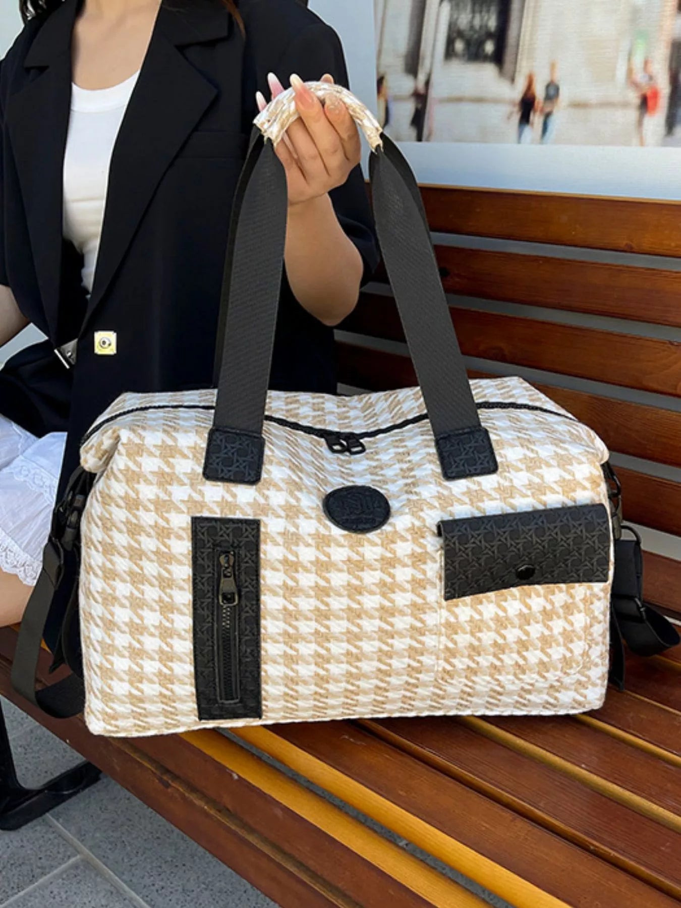 Houndstooth Patterned Travel Duffle Bag