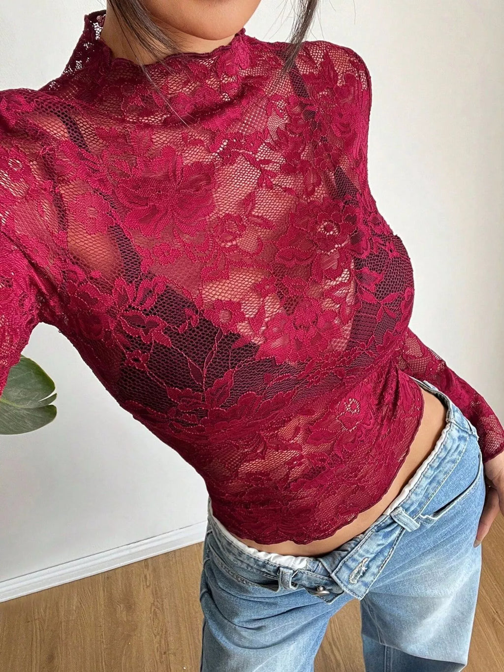 Elegant Floral Lace Long Sleeve Top