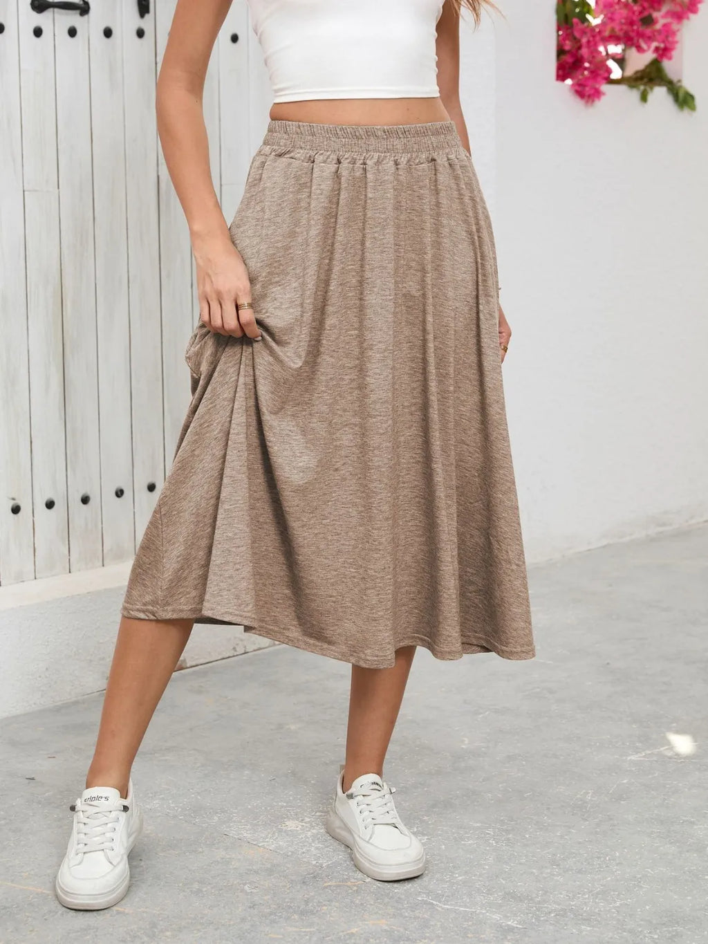 Elastic Waist Skirt With Pockets