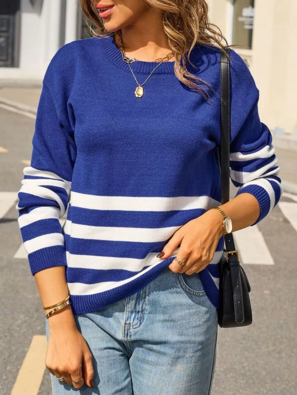 Striped Trim Crew Neck Sweater