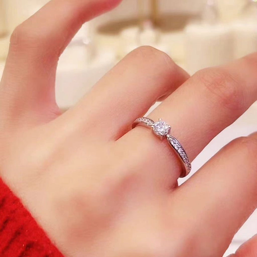 925 Sterling Silver Moissanite Ring
