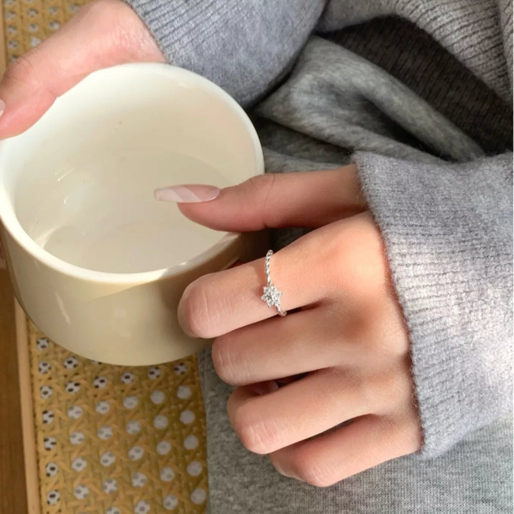 925 Sterling Silver Zircon Flower Open Ring