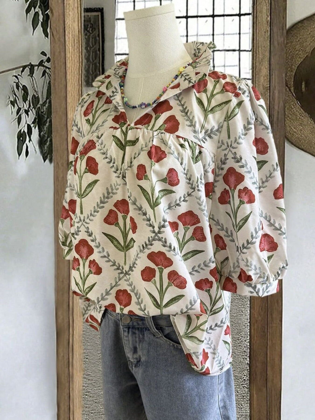 Floral Print Ruffle Collar Blouse