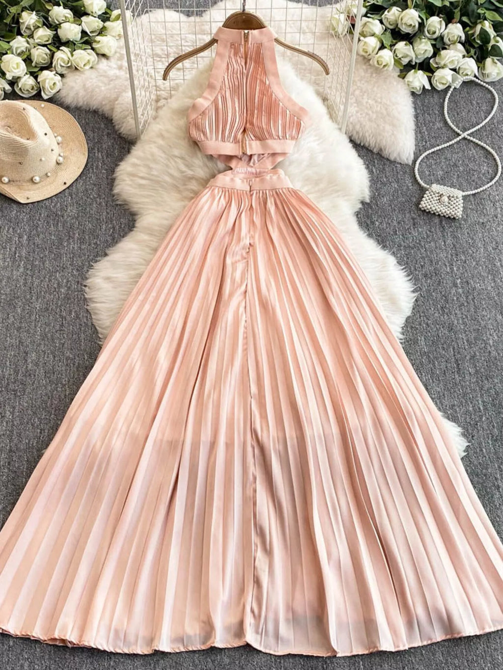 Halter Neck Pleated Maxi Dress