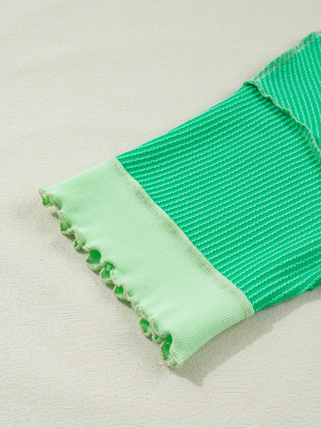 Loose Uneven Hem Twist Ribbed T Shirt