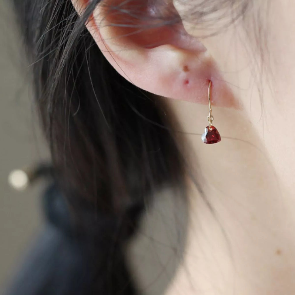 Zircon Heart Drop Earrings