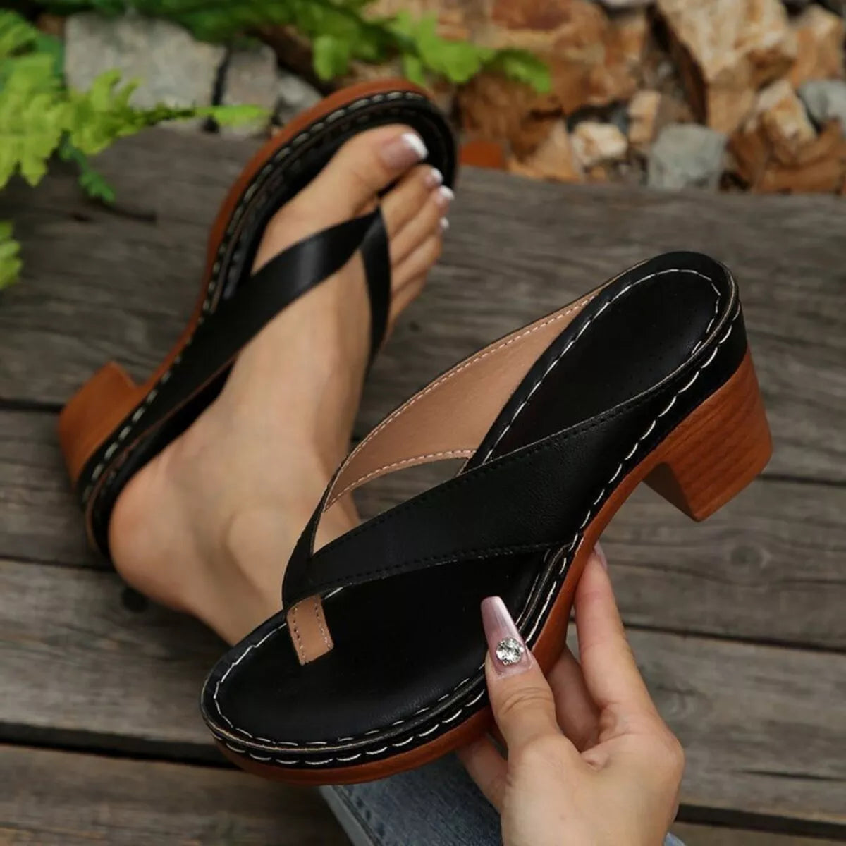 Toe Post Block Heels Sandals